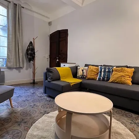 Spacieux Et Calme A Aix En Provence Apartment