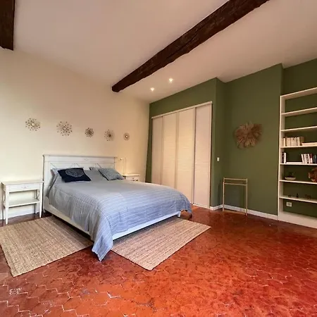Apartment Spacieux Et Calme A Aix En Provence